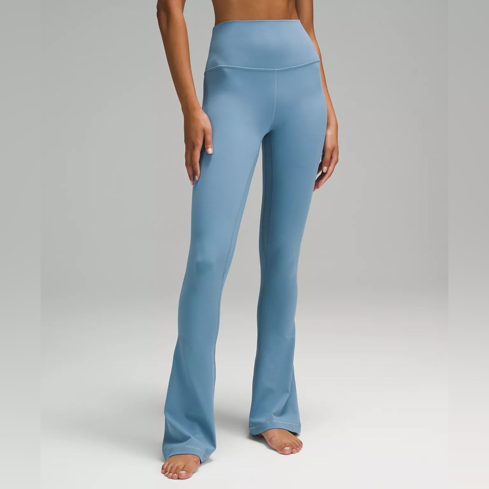 Lululemon Align high rise mini flare pant 32’’